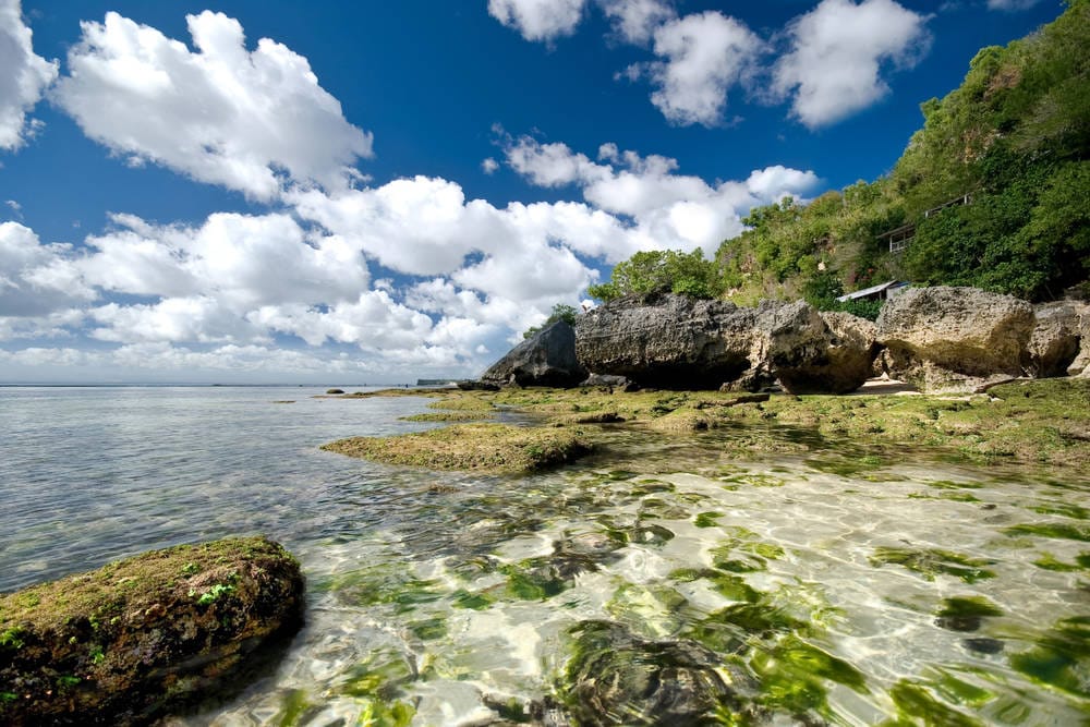 努沙杜瓦附近的巴厘岛海滩