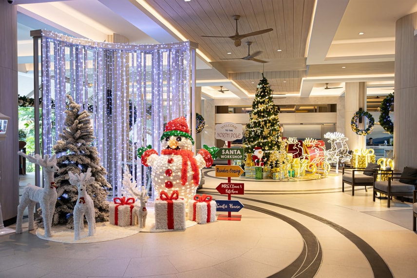 The Merry Christmas Market Buffet