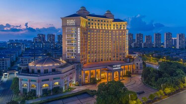 Exterior facade of Four Points by Sheraton Taicang