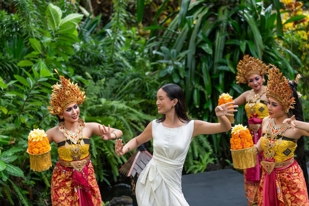 Balinese Dancing Experience
