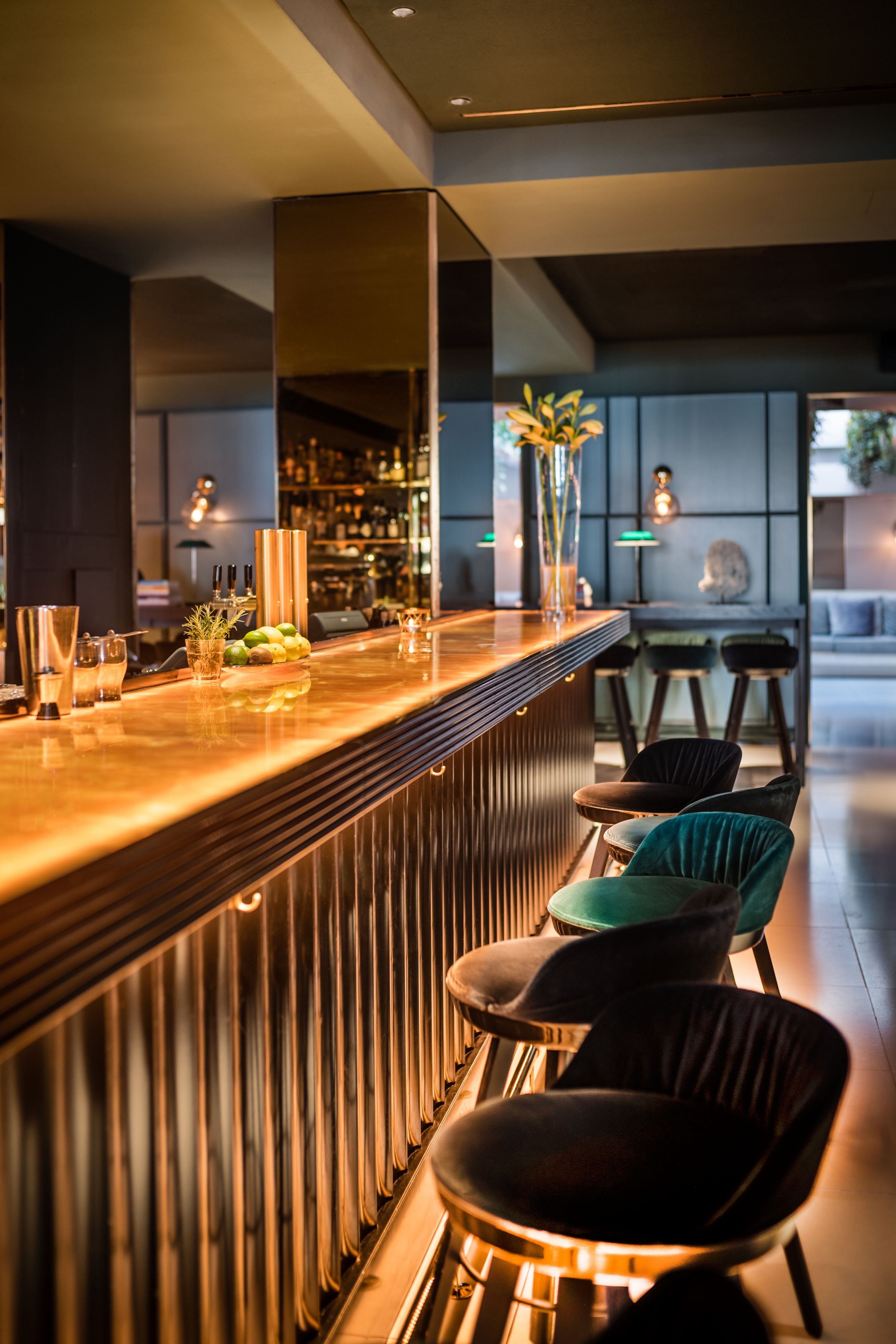 YOU - Bar