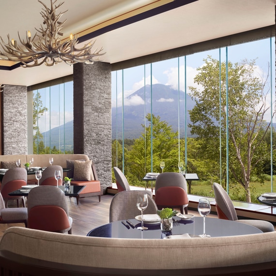 Yukibana dining area