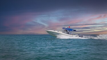 Pearl Boat