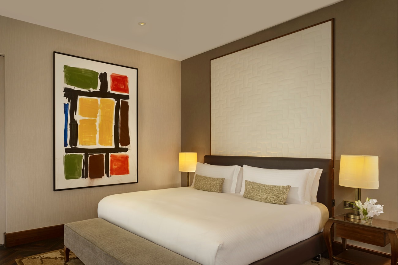 Suite Bedroom - Club Level