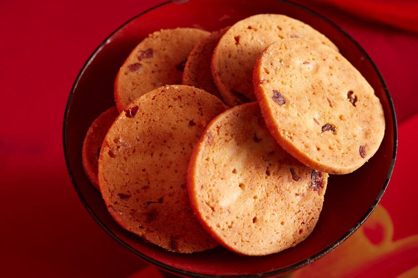 Cookies inside Tet Hamper