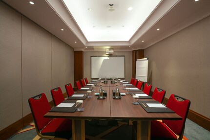 Thumrait Meeting Room