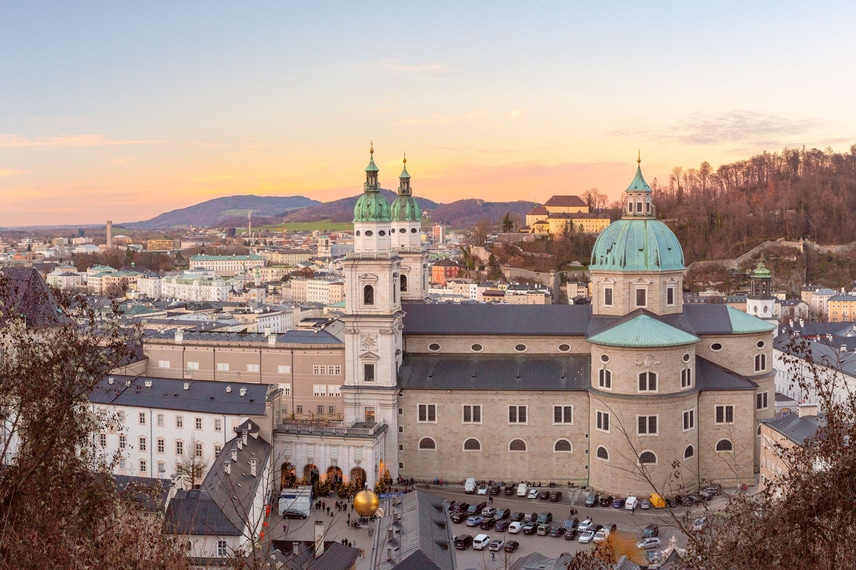 Salzburger Dom with oldtown infront.