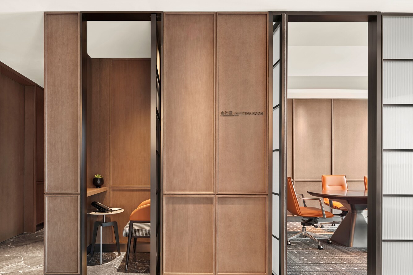 适合交谈的舒适私人壁龛