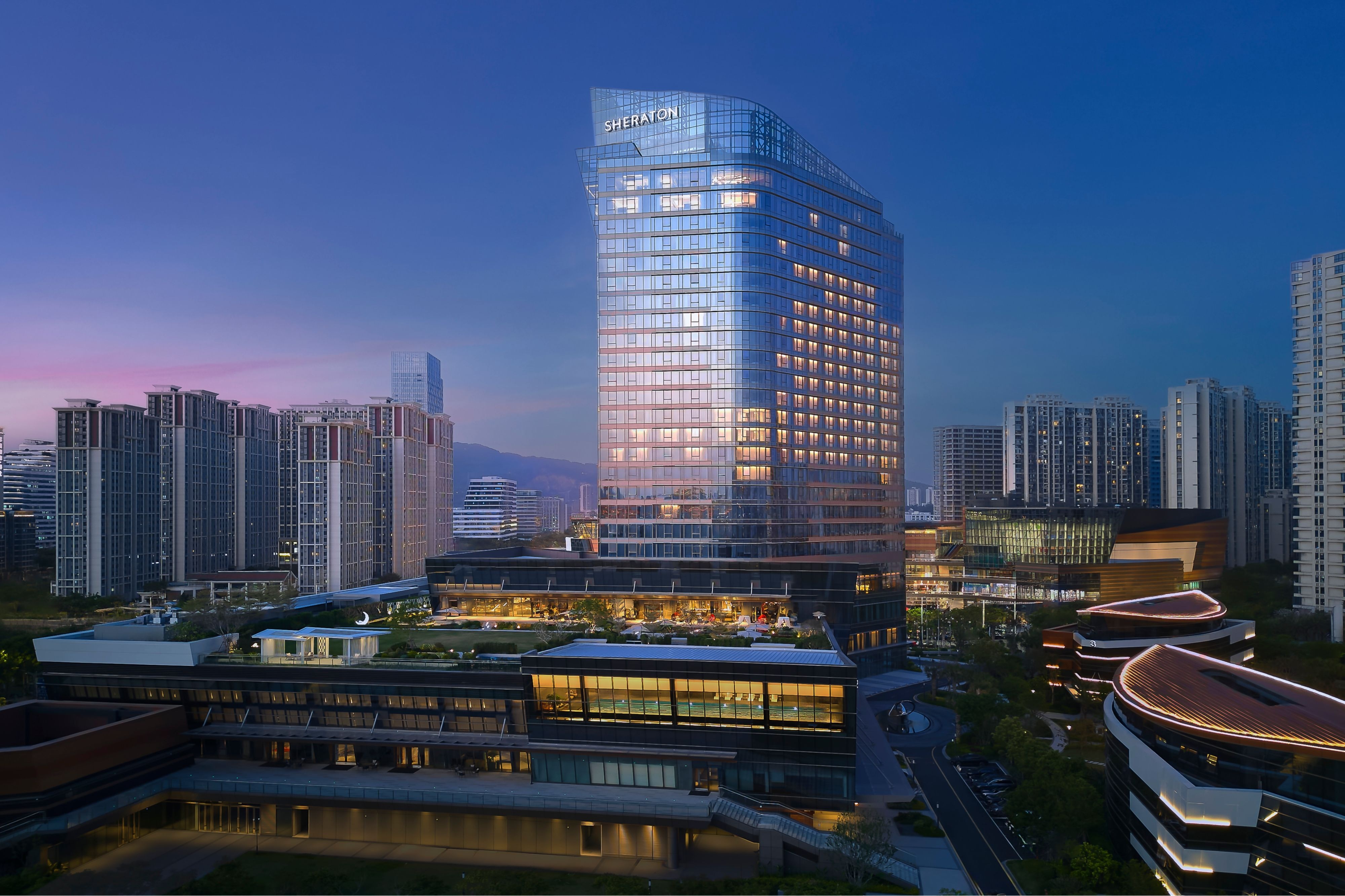 厦门集美喜来登大酒店夜景，现代风格