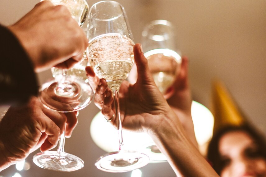 friends toasting champagne for the new year