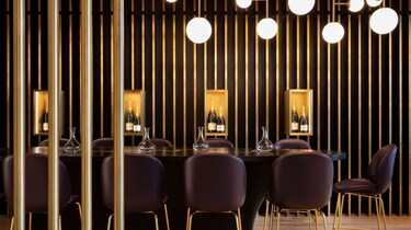 Hithe + Seek 酒吧葡萄酒策展角